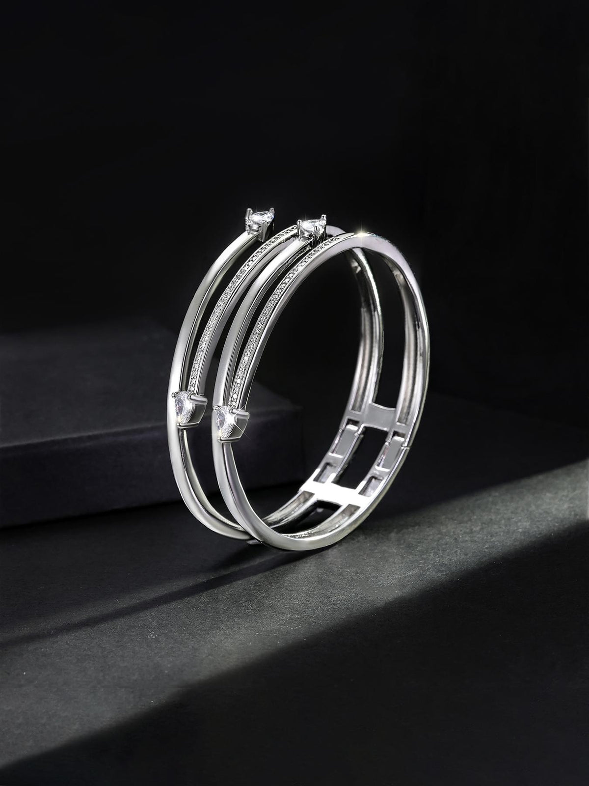 Snake Open-Cuff Hip-Hop Bangle