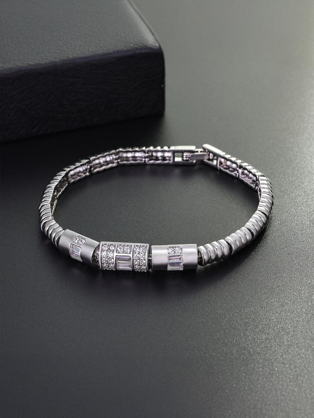 Iced Link Bracelet