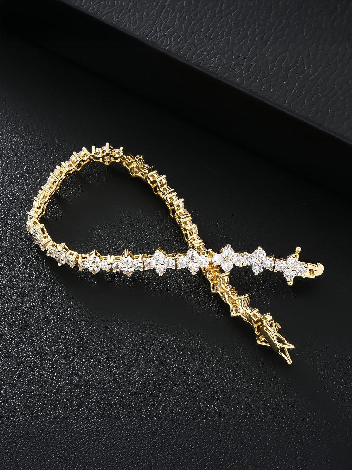 7MM Cross Tennis Bracelet