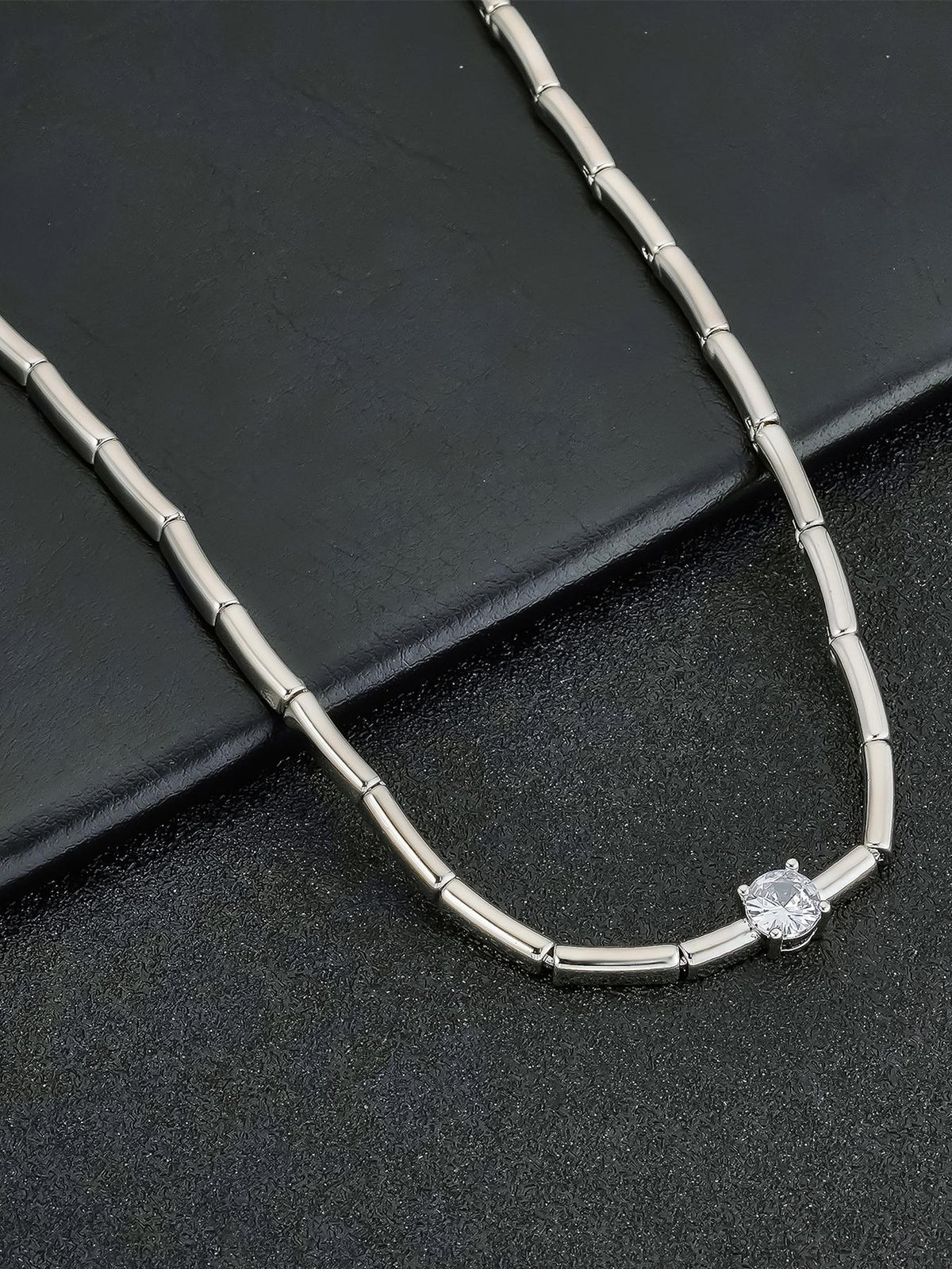 Oversize Diamond‑Cut Chain