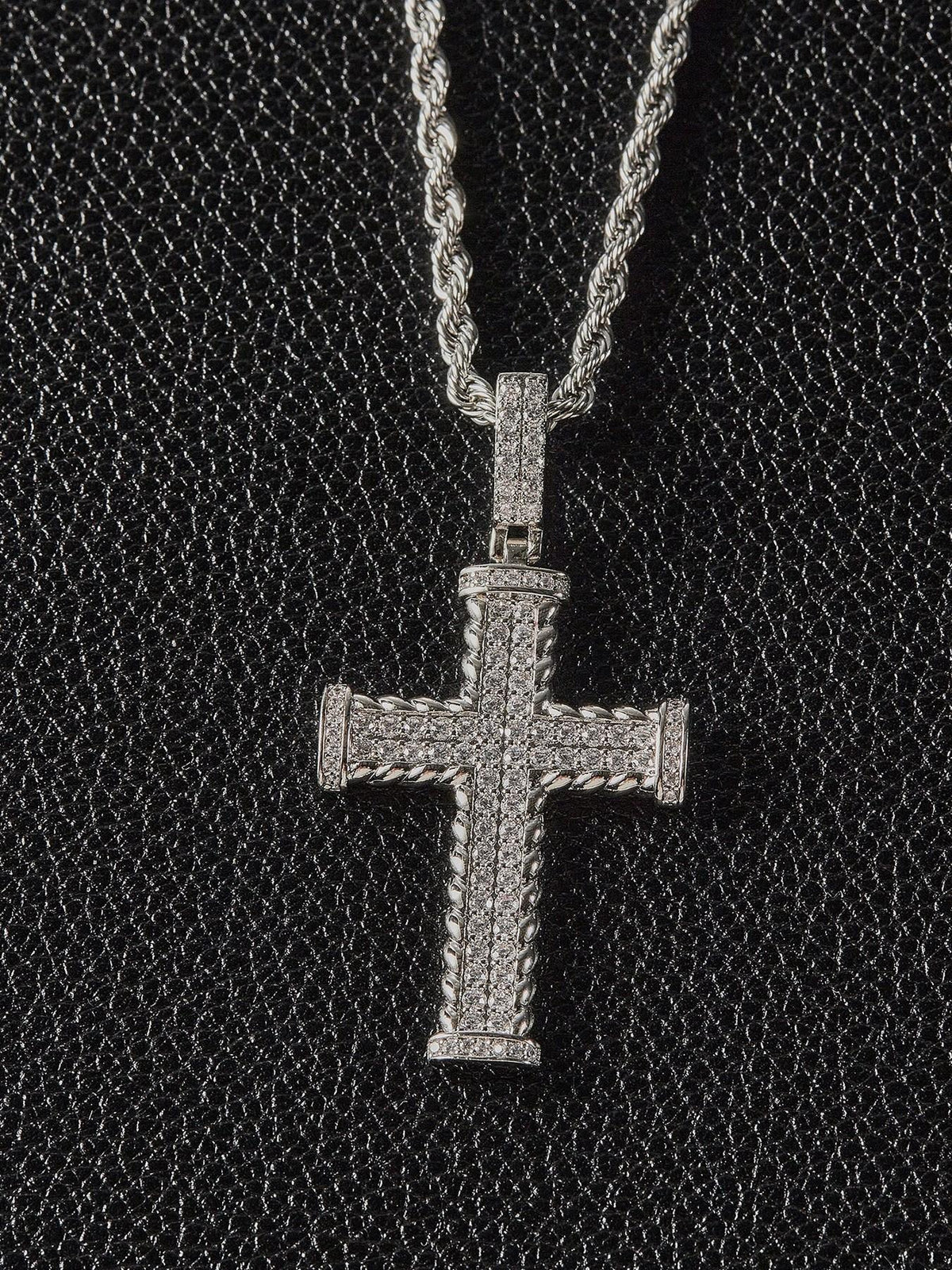 Claw Set Cross Pendant