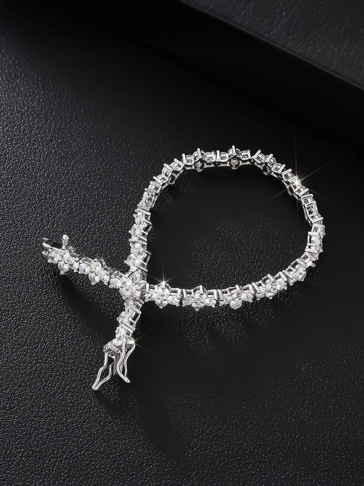 7MM Cross Tennis Bracelet