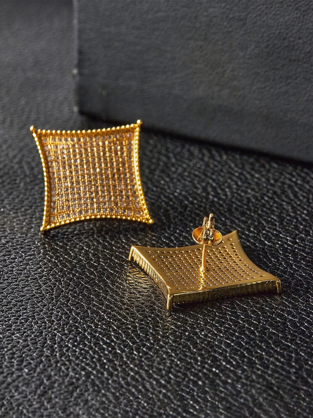23mm Oversized Star Stud Earrings