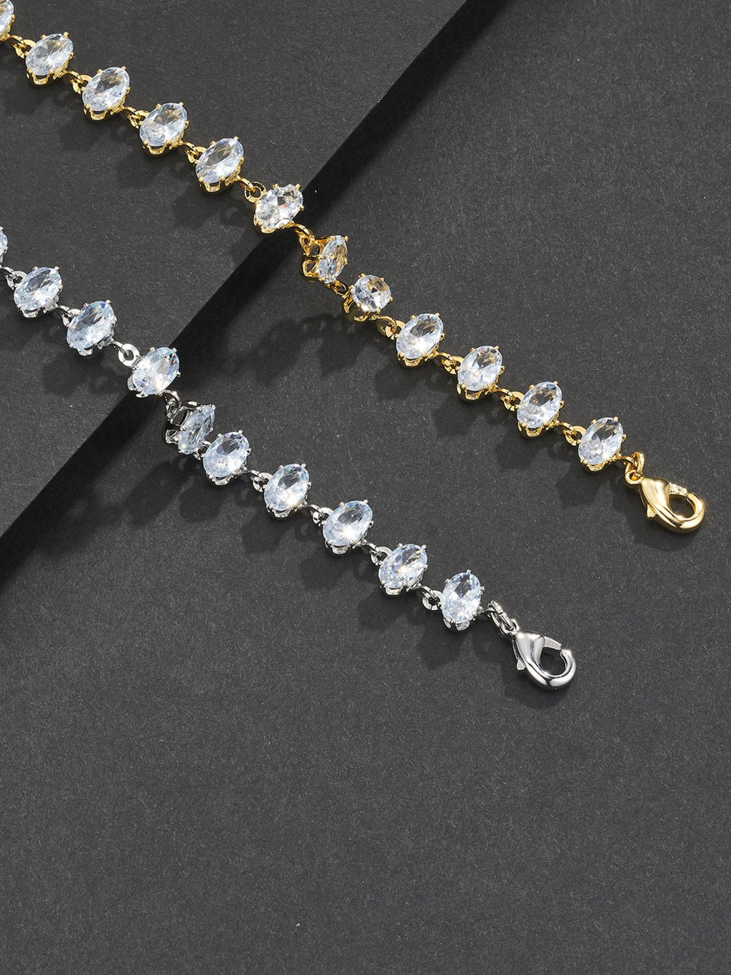 7mm Oval-Cut Minimalist Bracelet