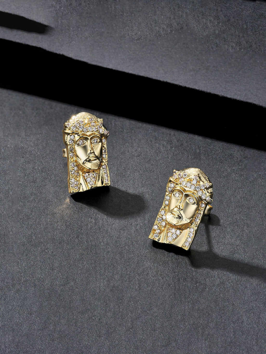 Relief Face Stud Earrings